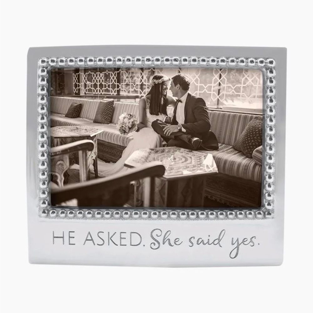 NWT Mariposa Engagement Silver Frame 4x6